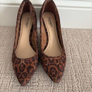 Old Navy Women's Leopard Print Heels